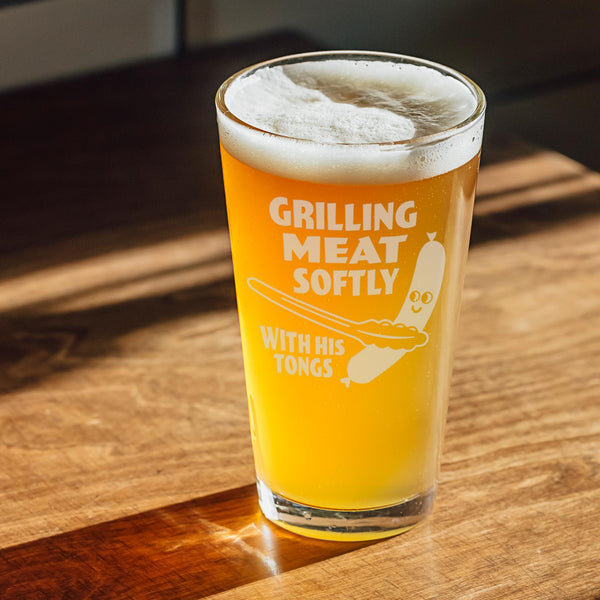 Grilling Meat Softly With His Tongs Etched Pint Glass